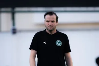 seis-classicos,-nenhuma-derrota:-daniel-paulista-transforma-o-goias-contra-os-rivais