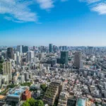 shibuya,-em-toquio,-multa-em-2.000-ienes-quem-joga-lixo-no-chao-para-combater-impacto-do-turismo-excessivo
