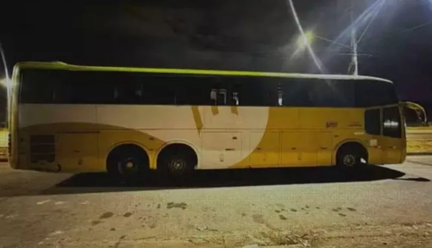 acidente-fatal-em-belo-horizonte:-torcedor-do-cruzeiro,-de-20-anos,-morre-ao-cair-de-onibus-apos-jogo
