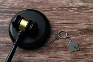 go:-homem-que-foi-preso-apos-invasao-policial-ilegal-recebera-indenizacao-de-r$-80-mil