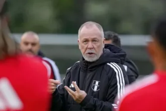 role-aleatorio?-mano-menezes-enfrenta-adversario-do-brasil-na-copa
