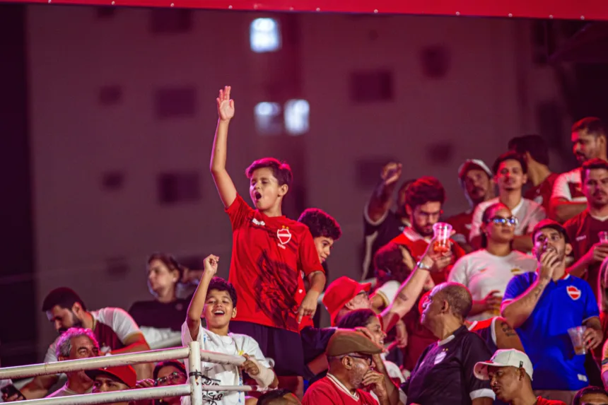 vice-lider,-vila-nova-aposta-em-promocao-para-lotar-o-oba-contra-o-botafogo-sp