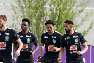 saiba-como-foi-o-primeiro-dia-da-selecao-brasileira-no-pais-da-copa