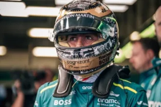 aston-martin-revela-pintura-especial-para-gp-de-monaco-com-iridescencia-verde-e-laranja