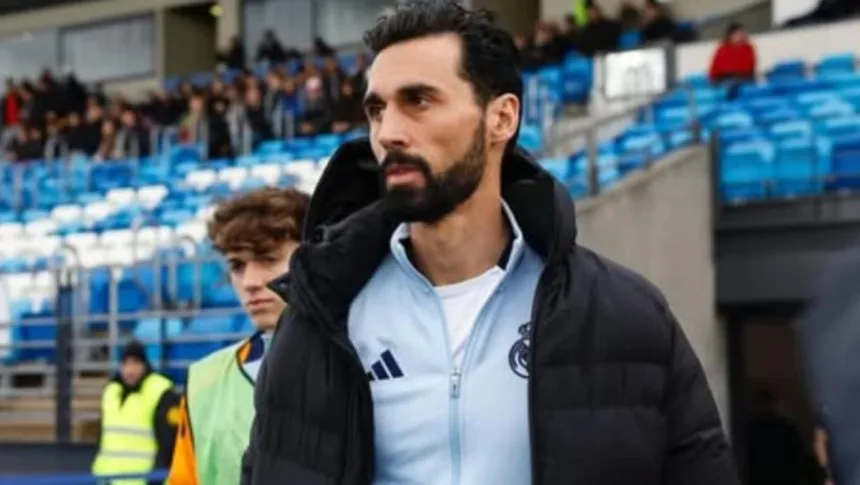 bayer-leverkusen-rejeita-oferta-de-alvaro-arbeloa-para-comando-tecnico