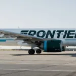 voo-da-frontier-e-desviado-para-miami-apos-passageiro-agredir-comissario-de-bordo