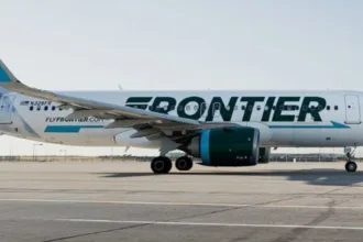 voo-da-frontier-e-desviado-para-miami-apos-passageiro-agredir-comissario-de-bordo