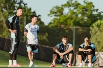messi-treina-separado,-mas-deve-jogar-na-estreia-da-argentina