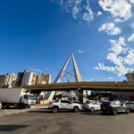 obras-no-monumento-dos-dois-marcos-mudam-transito-nas-avenidas-85-e-t-63-no-feriado;-veja-rotas