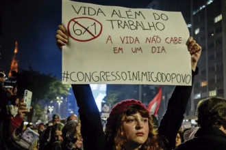 sob-pressao-e-as-vesperas-da-eleicao,-senadores-recuam-em-apoio-a-pec-da-oposicao-sobre-a-6×1-–-cartacapital