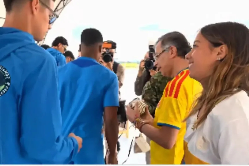 assista:-james-rodriguez-nega-foto-com-filha-do-presidente-da-colombia