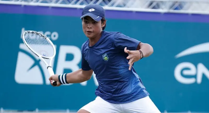 goiano-guto-miguel-vai-a-final-juvenil-em-roland-garros