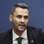 cleitinho-so-decide-candidatura-apos-a-copa:-‘e-tudo-estrategia-minha’-–-estado-de-minas