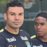 apos-entrada-dura-em-treino,-casemiro-e-endrick-entram-juntos-em-campo