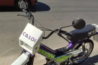 ‘quem-gosta,-paga’:-veja-quanto-custa-restaurar-uma-mobilete-em-goiania