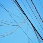 prefeitura-passara-a-responsabilizar-empresas-por-fios-soltos-em-goiania