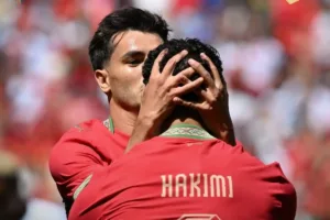 marrocos:-dois-jogadores-saem-lesionados-de-amistoso