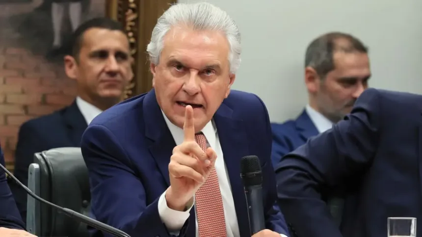“onde-esta-lula?”:-caiado-questiona-presidente-apos-cv-tomar-condominios-na-pavuna,-no-rj