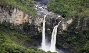 piloto-de-paramotor-mostra-goias-visto-do-alto-e-impressiona-com-imagens;-assista