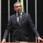gayer-segue-internado-com-quadro-de-obstrucao-intestinal