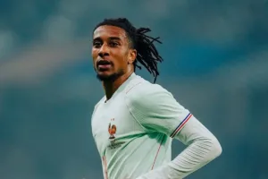 franca-vence-(e-convence)-com-hat-trick-de-olise
