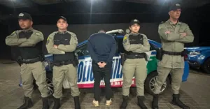 Lutador preso em Goiânia por agredir namorada e tráfico