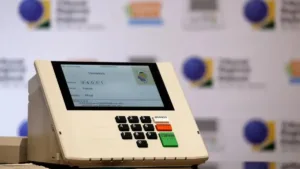 pl-e-pt-ficam-com-as-maiores-fatias-do-fundo-eleitoral-de-2026;-veja-valor-por-partido