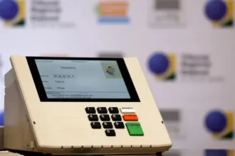 pl-e-pt-ficam-com-as-maiores-fatias-do-fundo-eleitoral-de-2026;-veja-valor-por-partido