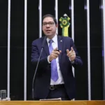 lavanderia-da-familia-de-presidente-do-pl-rj-multiplica-por-oito-faturamento-no-governo-claudio-castro,-com-mais-de-80%-dos-contratos-sem-licitacao-–-o-globo