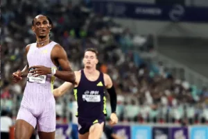 imparavel:-alison-dos-santos-repete-a-dose-e-e-ouro-em-oslo