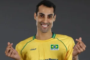 volei:-brasil-vence-ira-e-torcida-comemora-volta-de-douglas-apos-cinco-anos