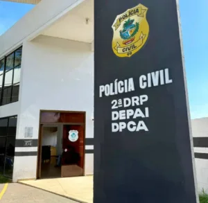 ‘tia’-e-presa-por-de-manter-adolescente-como-escravo-sexual-por-dois-anos-em-aparecida-de-goiania