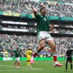 em-jogo-com-tres-expulsoes,-mexico-vence-1o-partida-da-copa
