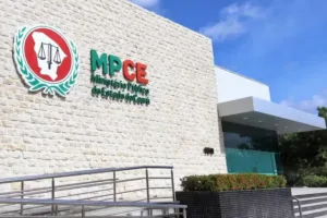 mp-do-ceara-paga-r$-44-mil-em-diarias-para-promotores-irem-a-copa-do-mundo
