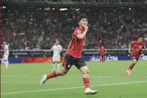 coreia-toma-gol-de-‘latereio’,-mas-vira-contra-tchequia-no-1o-dia-de-copa