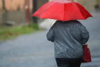 Frente fria em Goiás com céu nublado e impactos do El Niño