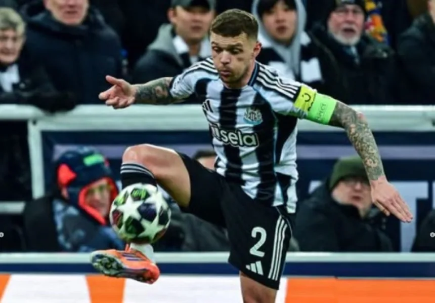 kieran-trippier-estuda-romper-pre-contrato-com-wolves-depois-de-saber-da-demissao-de-rob-edwards-por-familiar