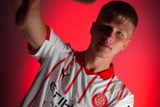 girona-assegura-atacante-ucraniano-oleksandr-pyshchur,-de-2,04m,-com-contrato-de-cinco-anos-ate-2031