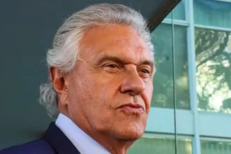 seguranca-de-caiado-tem-51-pms-e-custo-pode-chegar-a-r$-1-milhao-por-mes,-afirma-jornalista