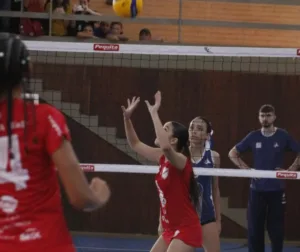 vila-nova-ganha-quatro-trofeus-no-maior-torneio-de-volei-feminino-de-base-do-centro-oeste