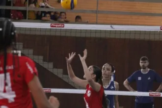 vila-nova-ganha-quatro-trofeus-no-maior-torneio-de-volei-feminino-de-base-do-centro-oeste