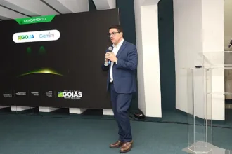 goias-vai-disponibilizar-inteligencia-artificial-do-google-para-ate-20-mil-servidores
