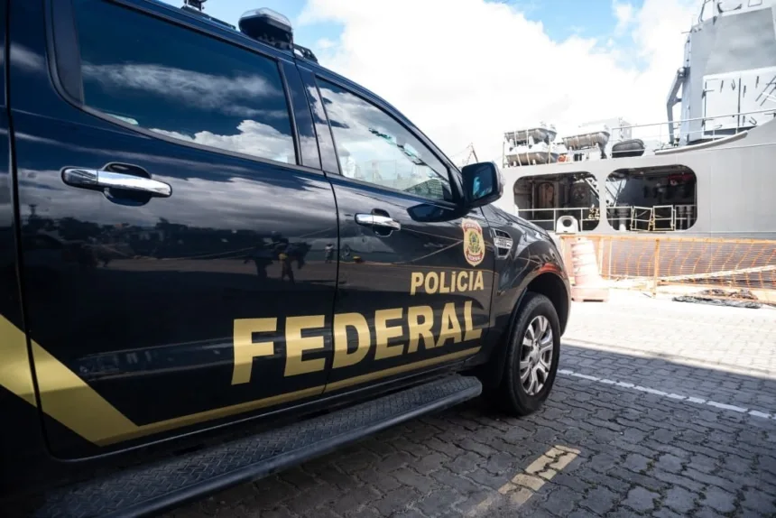 funcionario-e-preso-pela-pf-com-70-kg-de-cocaina;-outras-tres-prisoes-sao-realizadas