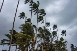 brasil-em-alerta:-novo-ciclone-extratropical-atinge-11-estados-com-ventania-e-chuvas-intensas