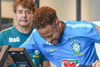 ancelotti-elogia-neymar-e-define-prazo-para-retorno-do-camisa-10-–-uol