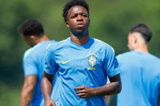 vini-jr.-se-ve-no-auge-em-copa-e-diz-que-brasil-‘chega-para-ser-campeao’-–-uol