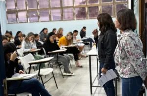 ibge-abre-selecao-com-mais-de-8-mil-vagas-e-salarios-de-ate-r$-4-mil