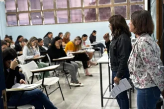 ibge-abre-selecao-com-mais-de-8-mil-vagas-e-salarios-de-ate-r$-4-mil