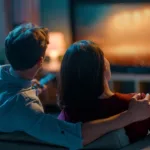 dia-dos-namorados:-descubra-cinco-filmes-romanticos-e-divertidos-para-uma-sessao-especial-em-casa
