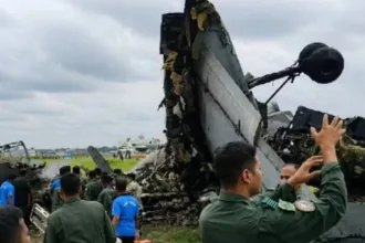 cinco-militares-da-india-morrem-apos-queda-de-aviao-de-transporte-militar-em-base-aerea-de-jorhat